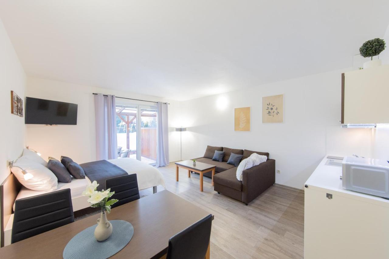 Apartmán Sophia 4 s terasou a bazénem Velké Losiny Exterior foto